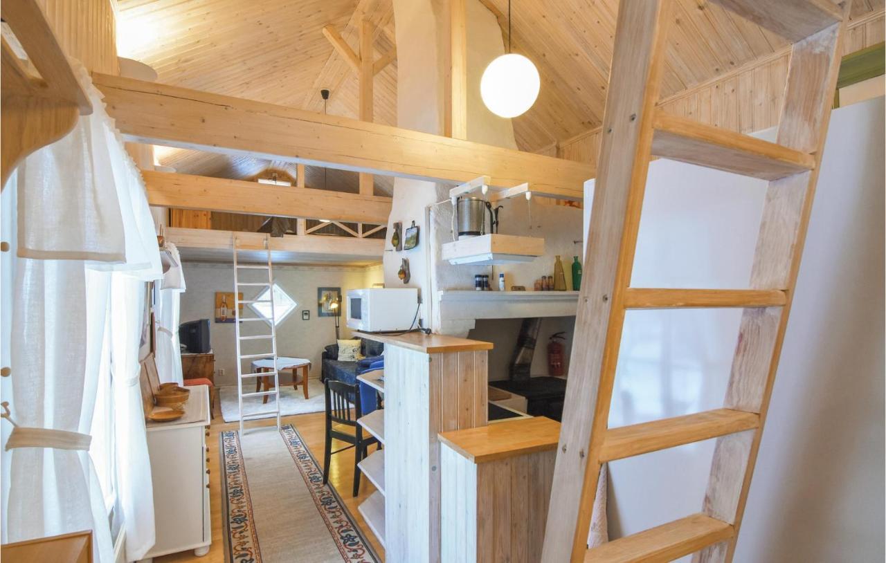 Awesome Home In Asensbruk With Kitchen Exterior photo